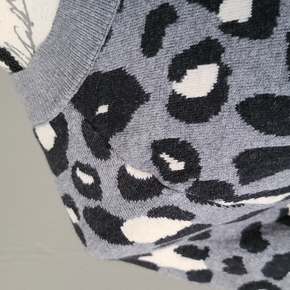 Stella & Dot Side Button Leopard Print Sweater Gr… - image 4